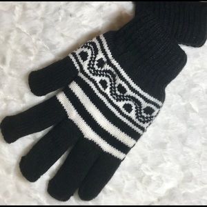 ✅🆕Warm thermal gloves NWT.